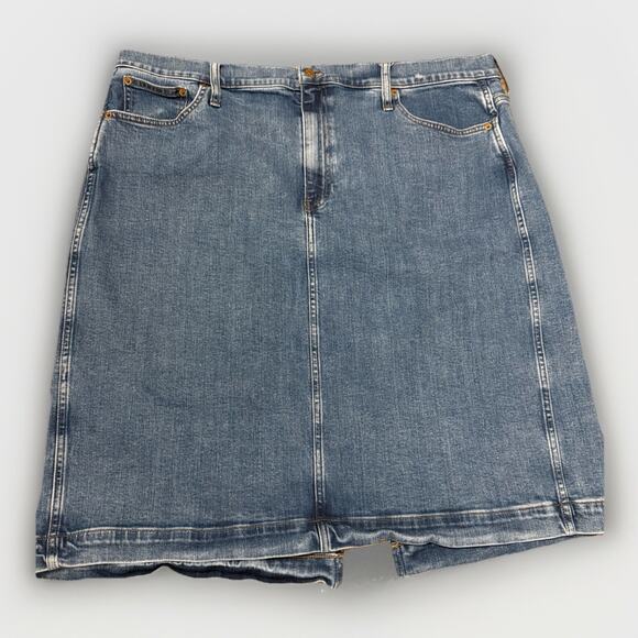 J. Crew Size 20 Blue Denim Jean Mini Skirt Pockets Stretch Plus Size Back Slit - Picture 1 of 9